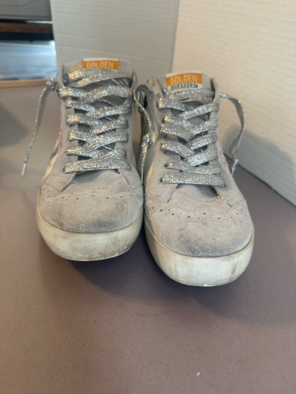 Golden Goose Mid Star Low-Top Sneakers in Grey, Silver & Pink Glitter - Picture 5 of 15